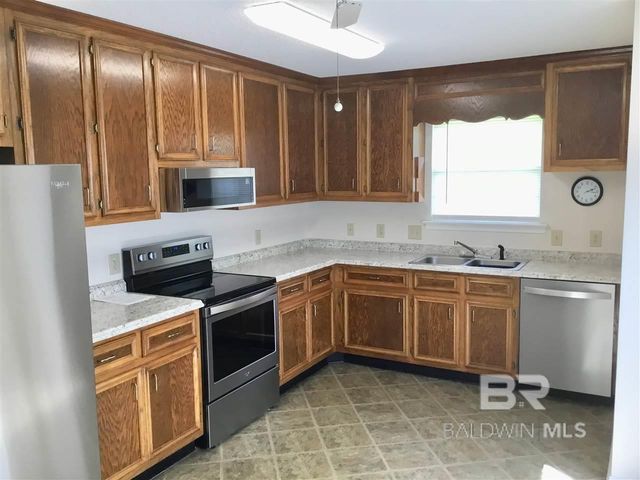 21 Hoffren Drive, Fairhope, AL 36532