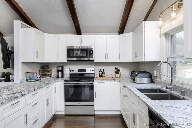 1230 Karen Avenue NW, Corydon, IN 47112