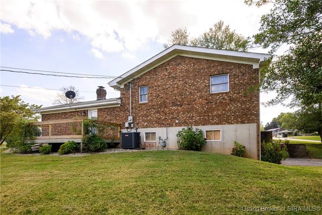 1230 Karen Avenue NW, Corydon, IN 47112