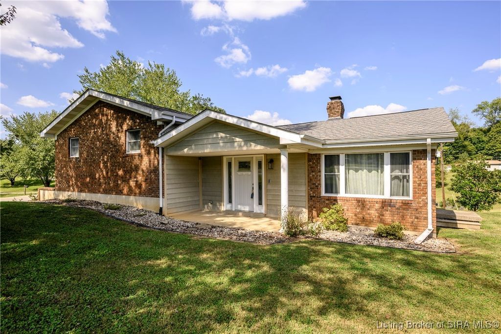 1230 Karen Avenue NW, Corydon, IN 47112