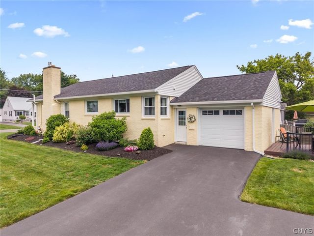 229 Bronson Road, Geddes, NY 13219