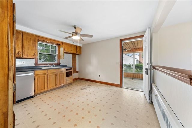 179 Eighth Street, Leominster, MA 01453