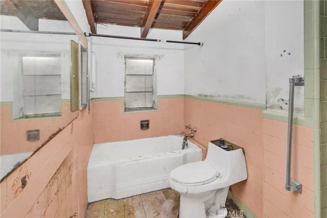 31460 Knoll, Redlands, CA 92373