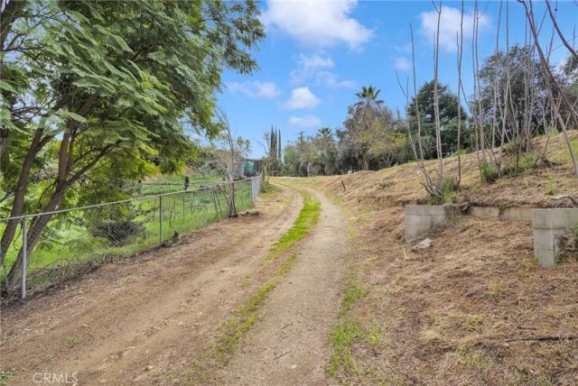 31460 Knoll, Redlands, CA 92373