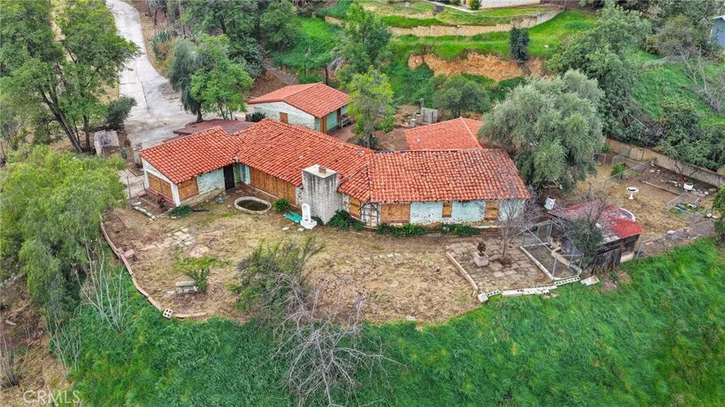 31460 Knoll, Redlands, CA 92373