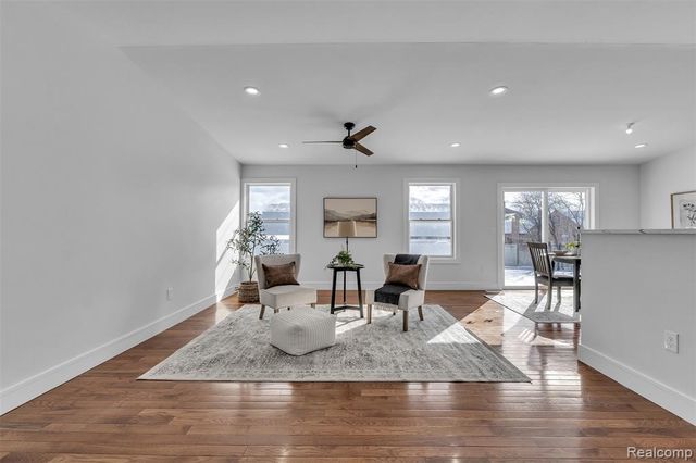 28410 Maitrott Street, Southfield, MI 48034