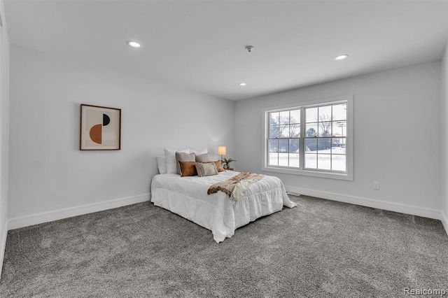 28410 Maitrott Street, Southfield, MI 48034