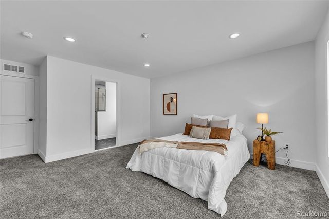 28410 Maitrott Street, Southfield, MI 48034