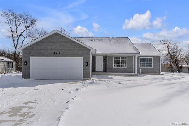 28410 Maitrott Street, Southfield, MI 48034