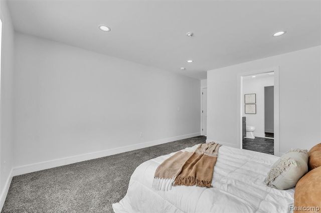 28410 Maitrott Street, Southfield, MI 48034