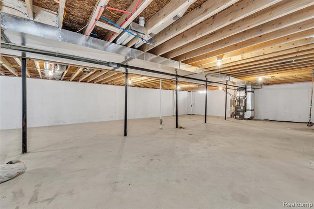 28410 Maitrott Street, Southfield, MI 48034