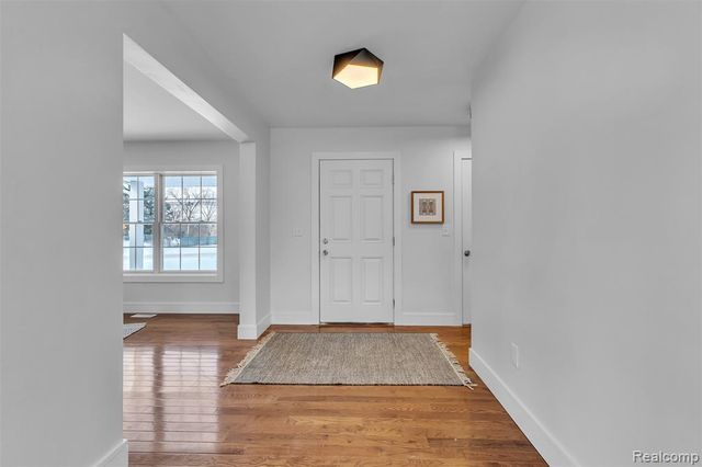 28410 Maitrott Street, Southfield, MI 48034