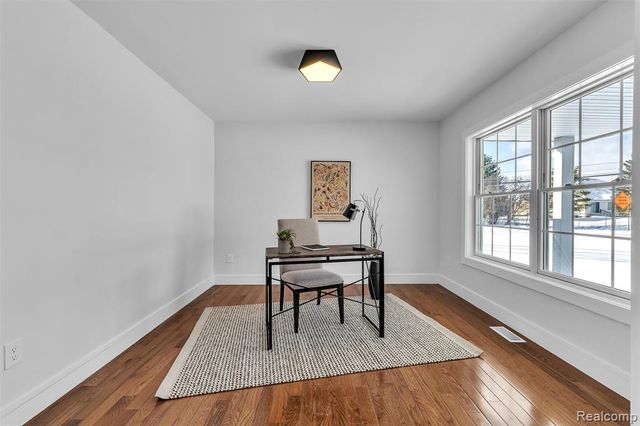 28410 Maitrott Street, Southfield, MI 48034