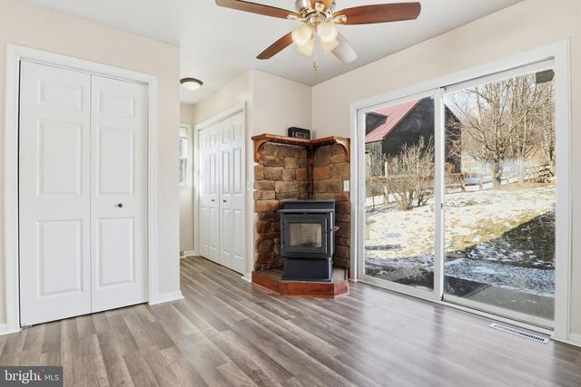 4861 ZEIGLERS CHURCH RD, Spring Grove, PA 17362