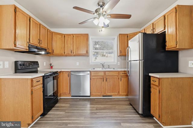 4861 ZEIGLERS CHURCH RD, Spring Grove, PA 17362