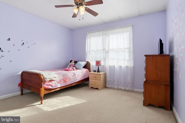 4861 ZEIGLERS CHURCH RD, Spring Grove, PA 17362