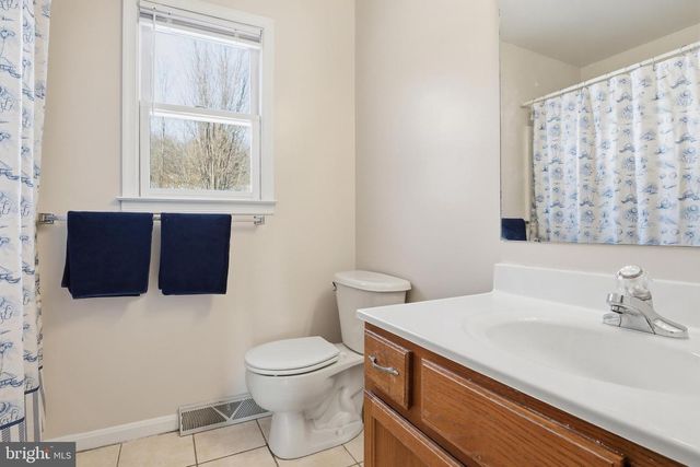 4861 ZEIGLERS CHURCH RD, Spring Grove, PA 17362