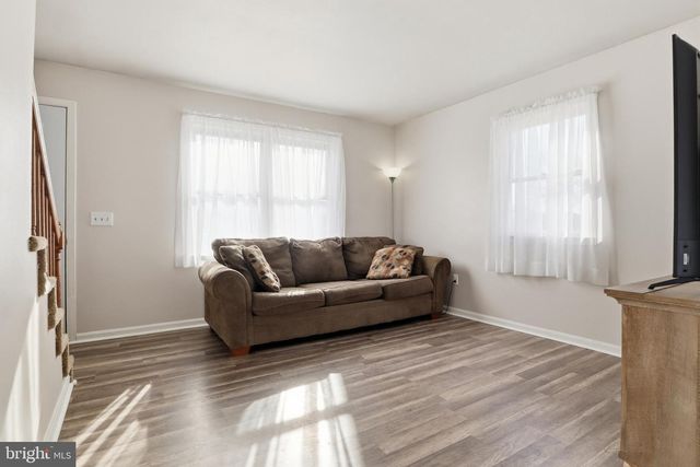 4861 ZEIGLERS CHURCH RD, Spring Grove, PA 17362