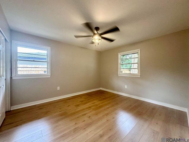 120 Cloud Dr, Baton Rouge, LA 70806