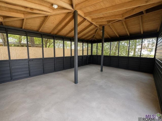 120 Cloud Dr, Baton Rouge, LA 70806