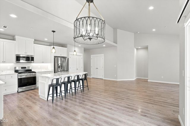 1754 Dragon Tail Place, Medford, OR 97504