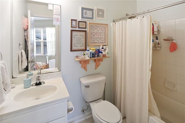 1725 Harvey Mitchell Parkway S 1731, College Station, TX 77840