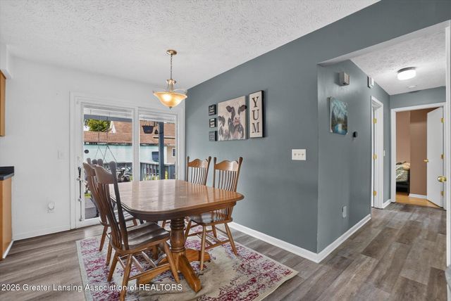 5802 Pheasant Avenue, Lansing, MI 48911