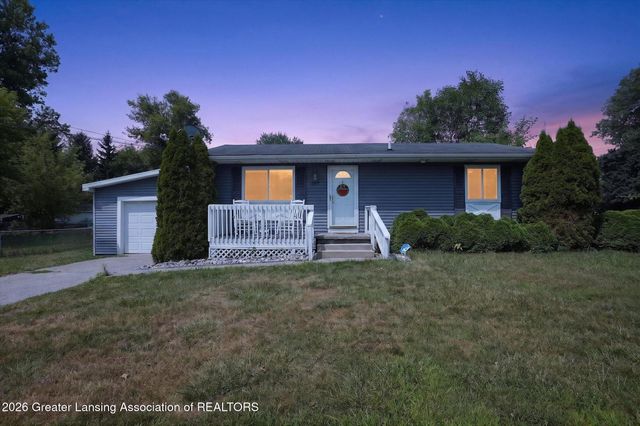 5802 Pheasant Avenue, Lansing, MI 48911
