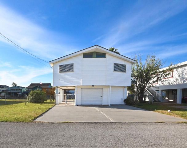 190 Barracuda, Bayou Vista, TX 77563