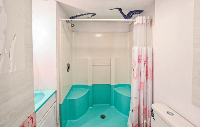 190 Barracuda, Bayou Vista, TX 77563