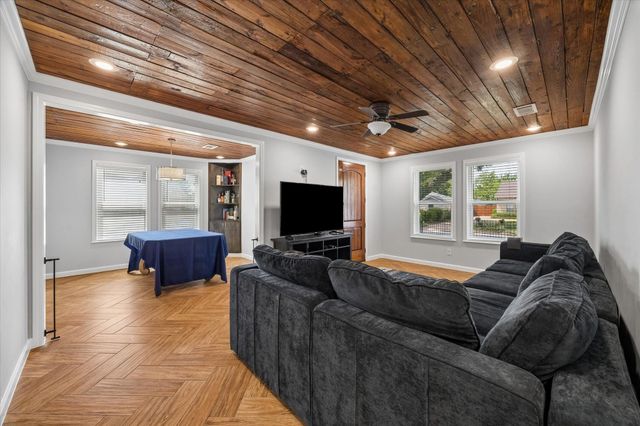 10407 Alcott Drive, Houston, TX 77043