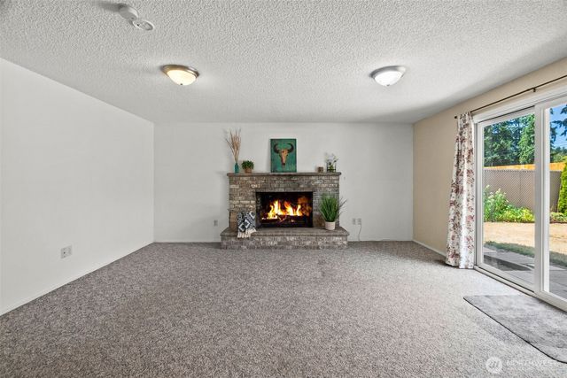 8405 113th Street E, Puyallup, WA 98373