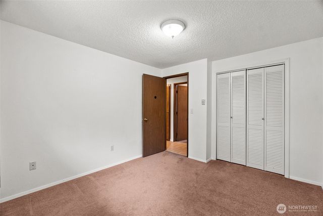 8405 113th Street E, Puyallup, WA 98373