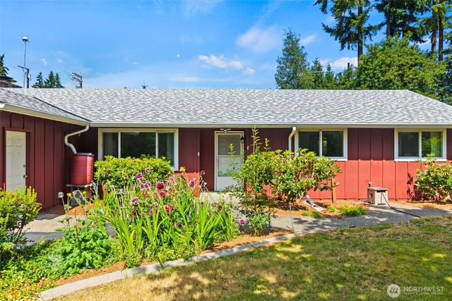 8405 113th Street E, Puyallup, WA 98373