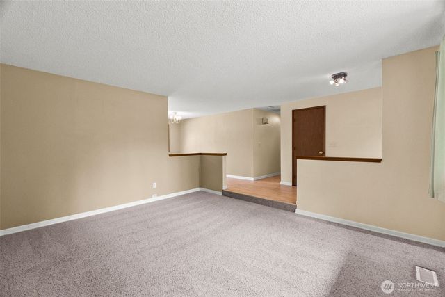 8405 113th Street E, Puyallup, WA 98373