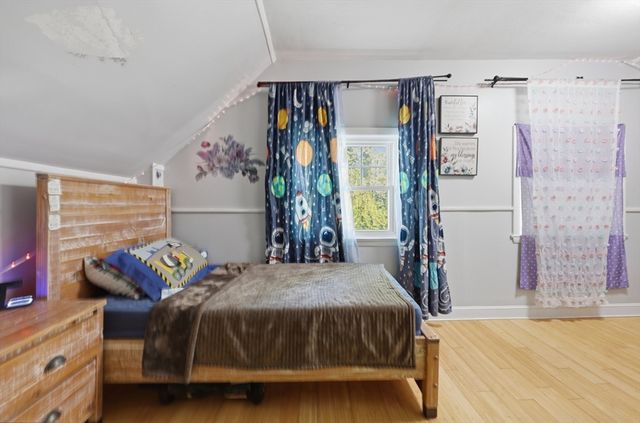 47 Chestnut St, Lynn, MA 01902