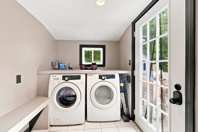 589 South St, Wrentham, MA 02093