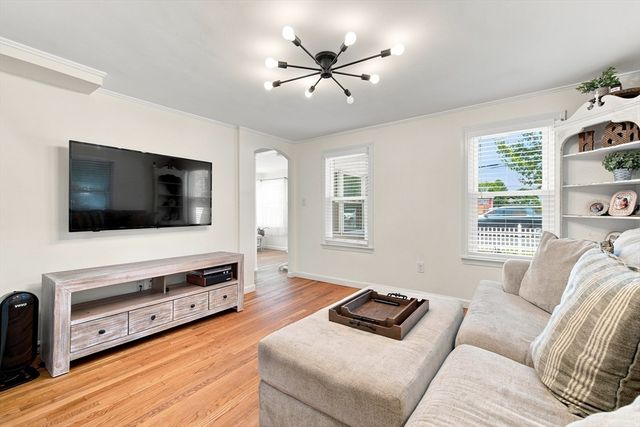 589 South St, Wrentham, MA 02093