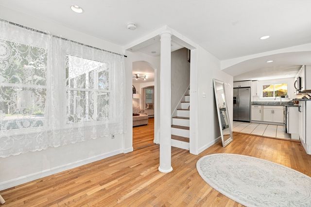 589 South St, Wrentham, MA 02093