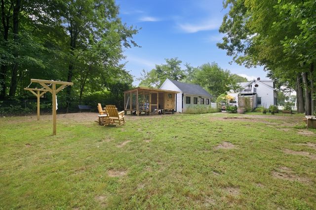 589 South St, Wrentham, MA 02093