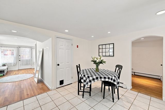 589 South St, Wrentham, MA 02093