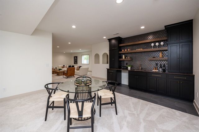 517 Timberline Drive, Gilbert, IA 50105