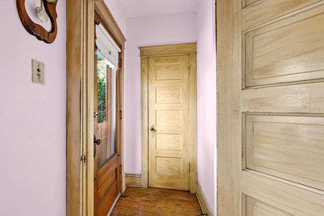 2907 S 11th STREET, Milwaukee, WI 53215