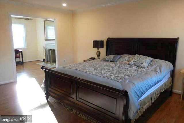 5512 MASSACHUSETTS AVE, Bethesda, MD 20816