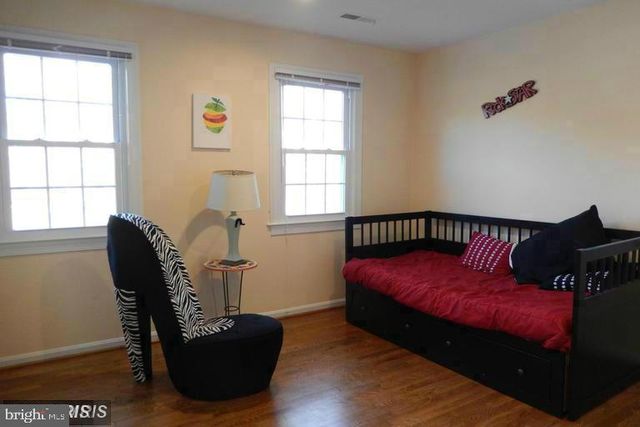 5512 MASSACHUSETTS AVE, Bethesda, MD 20816