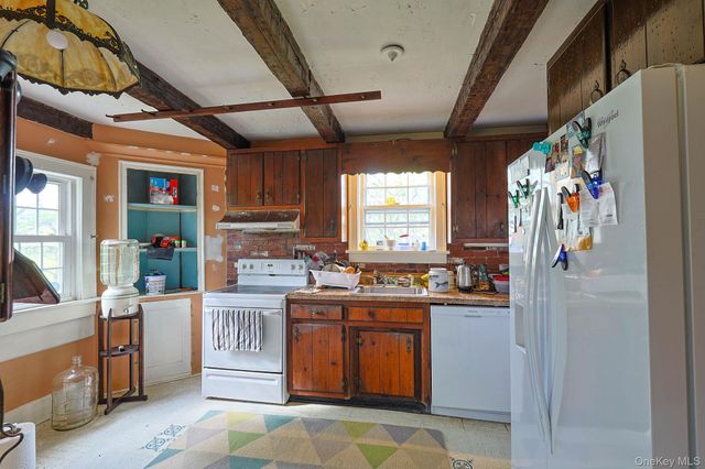 82 Lower Road, Westtown, NY 10998