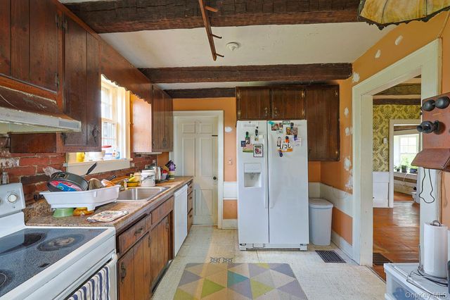 82 Lower Road, Westtown, NY 10998