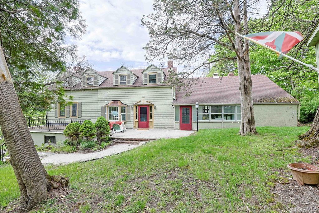 82 Lower Road, Westtown, NY 10998