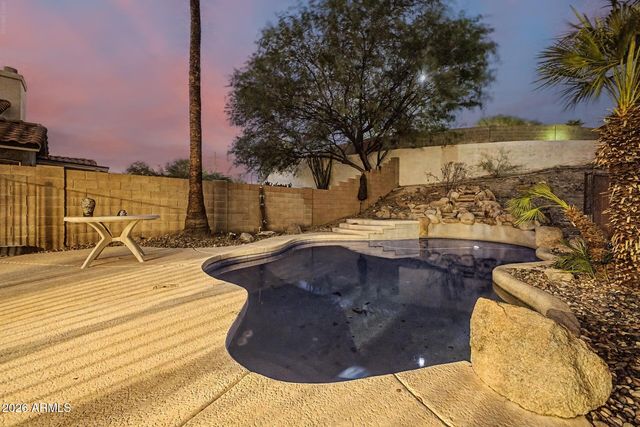 18433 N 12TH Way, Phoenix, AZ 85022
