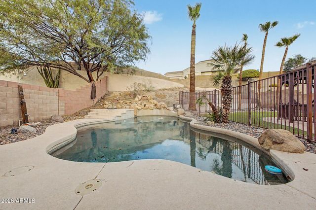 18433 N 12TH Way, Phoenix, AZ 85022